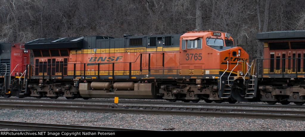 BNSF 3765